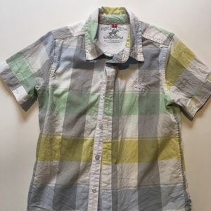 Botton down shirt